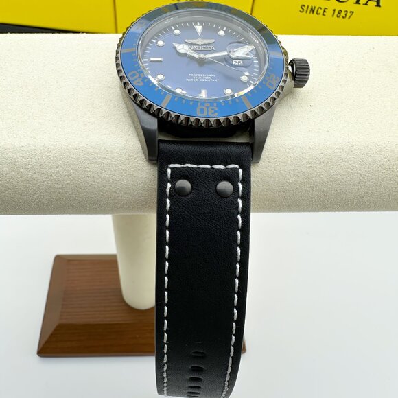 Invicta Pro Diver Blue Dial Gunmetal Case Men Watch with Cowhide Premium Leather - Picture 6 of 10